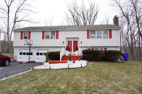 167 Duncaster Rd, Bloomfield, CT 06002 photo 1