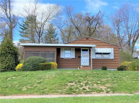 5 Curry Rd, Hamden, CT 06517 photo 1