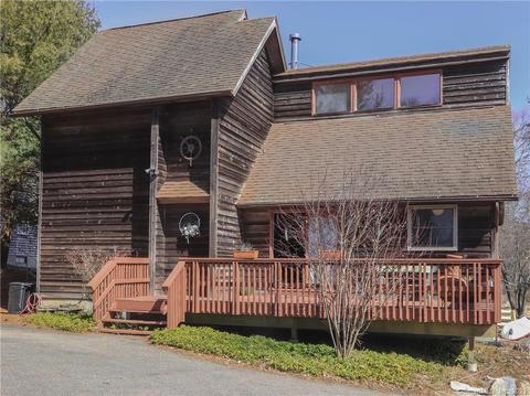 563 Greenhaven Rd, Stonington, CT 06379 photo 1