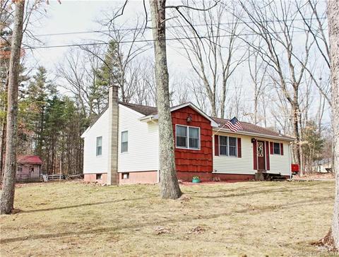 29 Pleasant View Dr, Killingly, CT 06241 photo 1