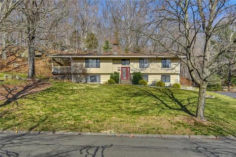 21 Hickory Ln, Monroe, CT 06468 photo 1
