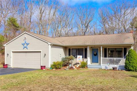 16 Tamarack Cir, Killingly, CT 06241 photo 1