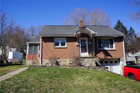 61 Spring St, Torrington, CT 06790 photo 1