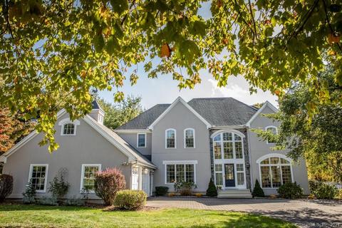 1 Wheatfield Dr, Wallingford, CT 06492 photo 1