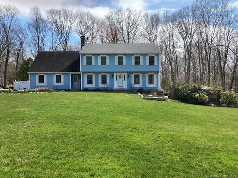 22 Hyde Park Dr, Ledyard, CT 06335 photo 1
