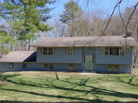18 Welden Dr, Windham, CT 06280 photo 1