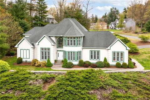 17 Pearl St, Newtown, CT 06482 photo 1