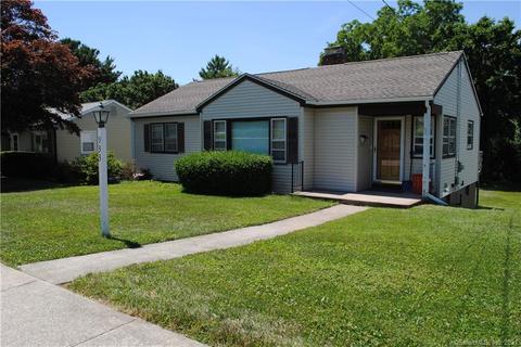 933 Eastern Point Rd, Groton, CT 06340 photo 1