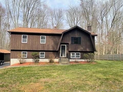 4 Phillip Ln, Ledyard, CT 06339 photo 1