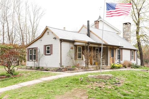 8 Ware Rd, Killingly, CT 06241 photo 1