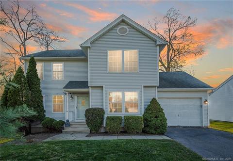 15 Edgewood Rd, Wethersfield, CT 06109 photo 1