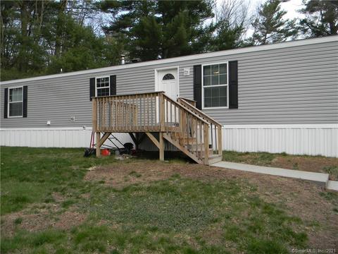 81 R And R Park, Killingly, CT 06241 photo 1