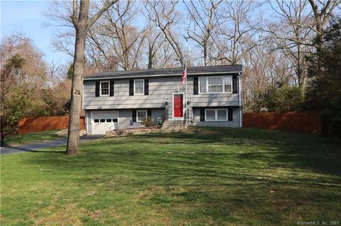 867 Long Cove Rd, Ledyard, CT 06335 photo 1