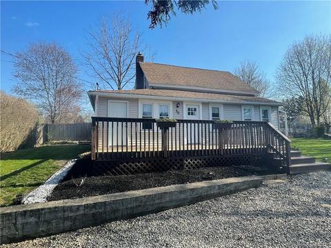 30 Graham Ave, Plainfield, CT 06354 photo 1