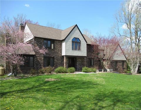 8 Wicklow Turn, Ledyard, CT 06339 photo 1