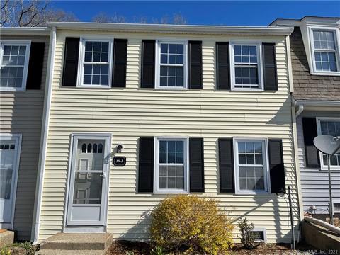 18 Lakeside Dr #L, Ledyard, CT 06339 photo 1
