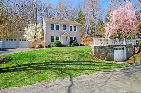 26 Still Hill Rd, Newtown, CT 06482 photo 1