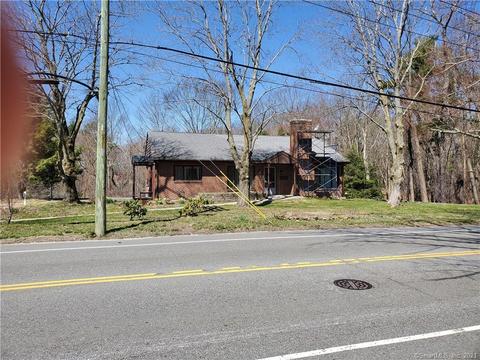 1039 N Main St, Killingly, CT 06241 photo 1