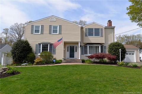 8 Walker Rd, Trumbull, CT 06611 photo 1