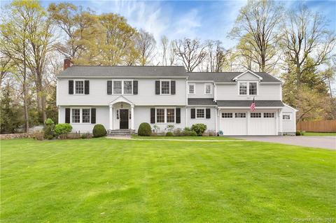 1 Lantern Ln, Darien, CT 06820 photo 1