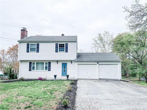11 Charlton Ave, Killingly, CT 06241 photo 1