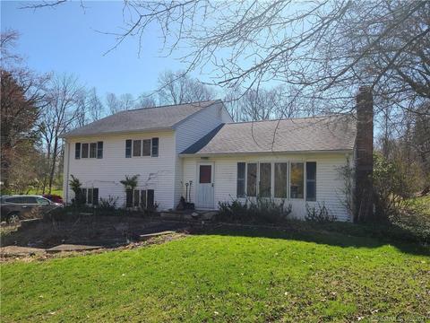 3 Cross Rd, Brookfield, CT 06804 photo 1