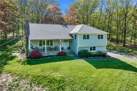 23 Deer Hill Rd, Redding, CT 06896 photo 1