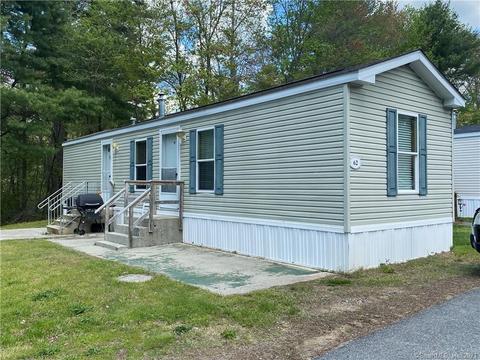 62 R And R Park, Killingly, CT 06241 photo 1