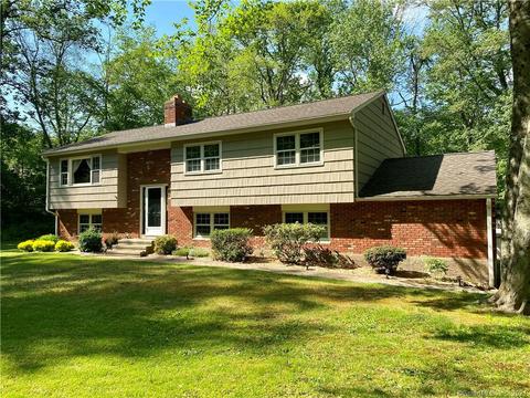 48 Quarry Ridge Rd, Monroe, CT 06468 photo 1