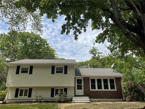 301 Wauregan Rd, Killingly, CT 06239 photo 1