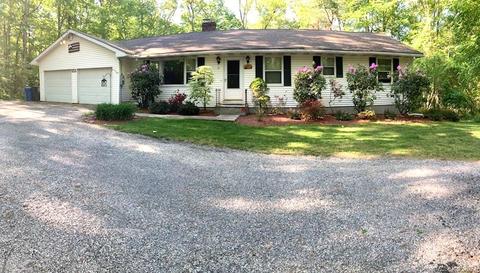51 Squaw Rock Rd, Killingly, CT 06239 photo 1