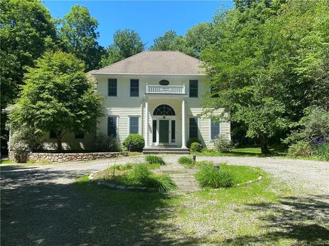 75 Dayton Rd, Redding, CT 06896 photo 1