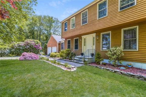 30 Brush Hill Rd, Clinton, CT 06413 photo 1