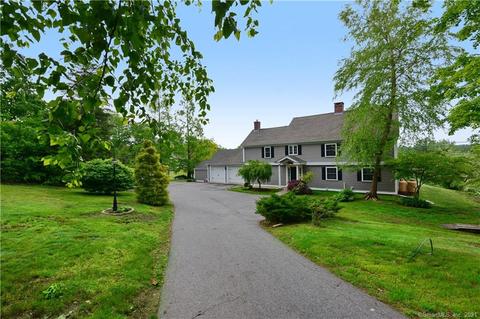 1013 Hartford Pike, Killingly, CT 06241 photo 1
