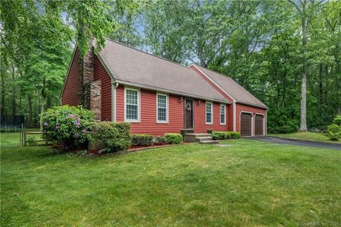 7 Hide-a Way, Clinton, CT 06413 photo 1