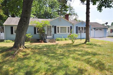 33 Jackson St, Windsor Locks, CT 06096 photo 1