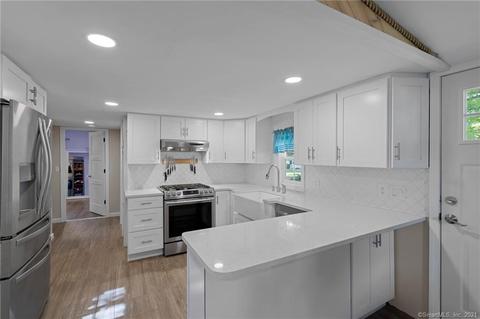 2 S Shore Rd, Thompson, CT 06277 photo 1