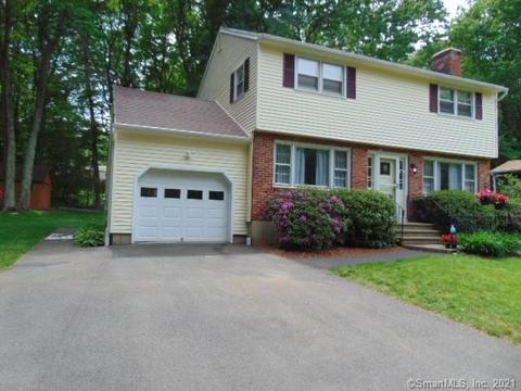 76 Klein Dr, Prospect, CT 06712 photo 1