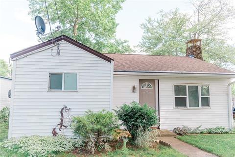 5 Maple Dr, Ashford, CT 06278 photo 1