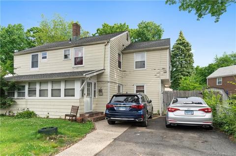 45 Evers Pl, Bridgeport, CT 06610 photo 1