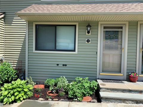 17 Coram Rd #7B, Shelton, CT 06484 photo 1
