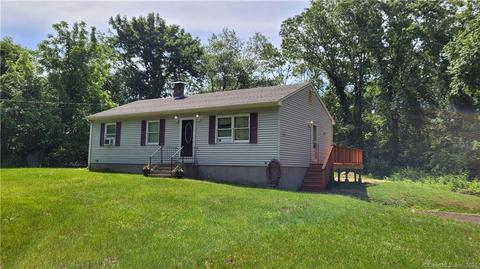 365 Kate Downing Rd, Plainfield, CT 06374 photo 1