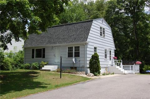 12 Village Dr, Ledyard, CT 06339 photo 1