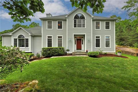 18 Gaylor Dr, Monroe, CT 06468 photo 1