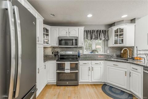 2115 Main St, Coventry, CT 06238 photo 1