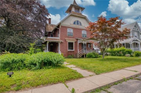 98 Spring St, Windsor Locks, CT 06096 photo 1