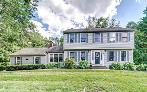 2 Silver Birch Ln, Clinton, CT 06413 photo 1