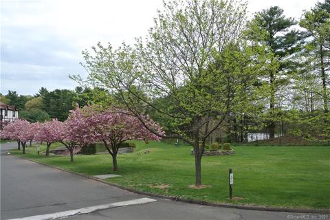 365 Mather St #158, Hamden, CT 06514 photo 1