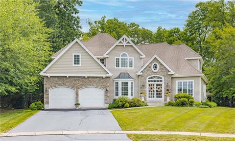 43 Amato Cir, Wethersfield, CT 06109 photo 1