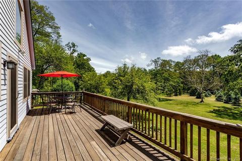 12 E Greenwich Rd, Warren, CT 06754 photo 1